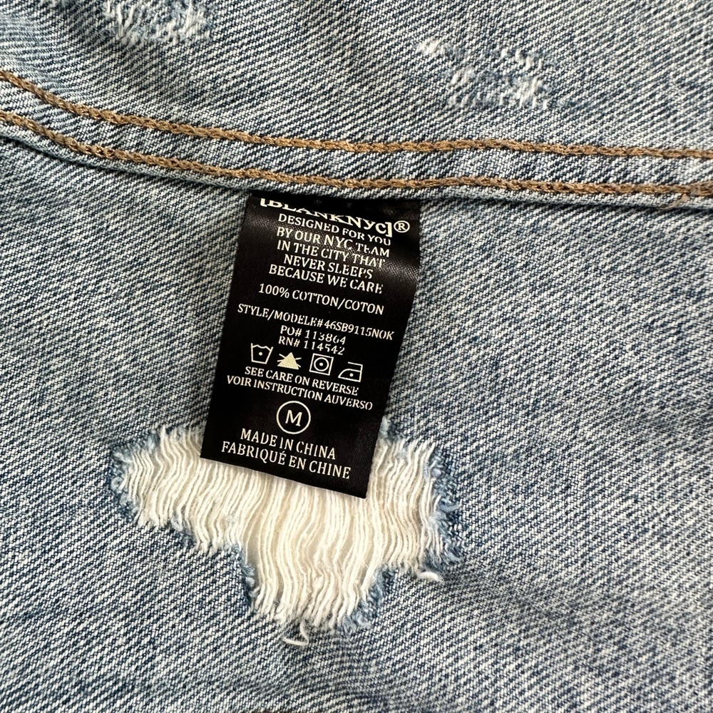 BLANK NYC Denim Jacket Women’s Size Medium - Picture 12 of 16